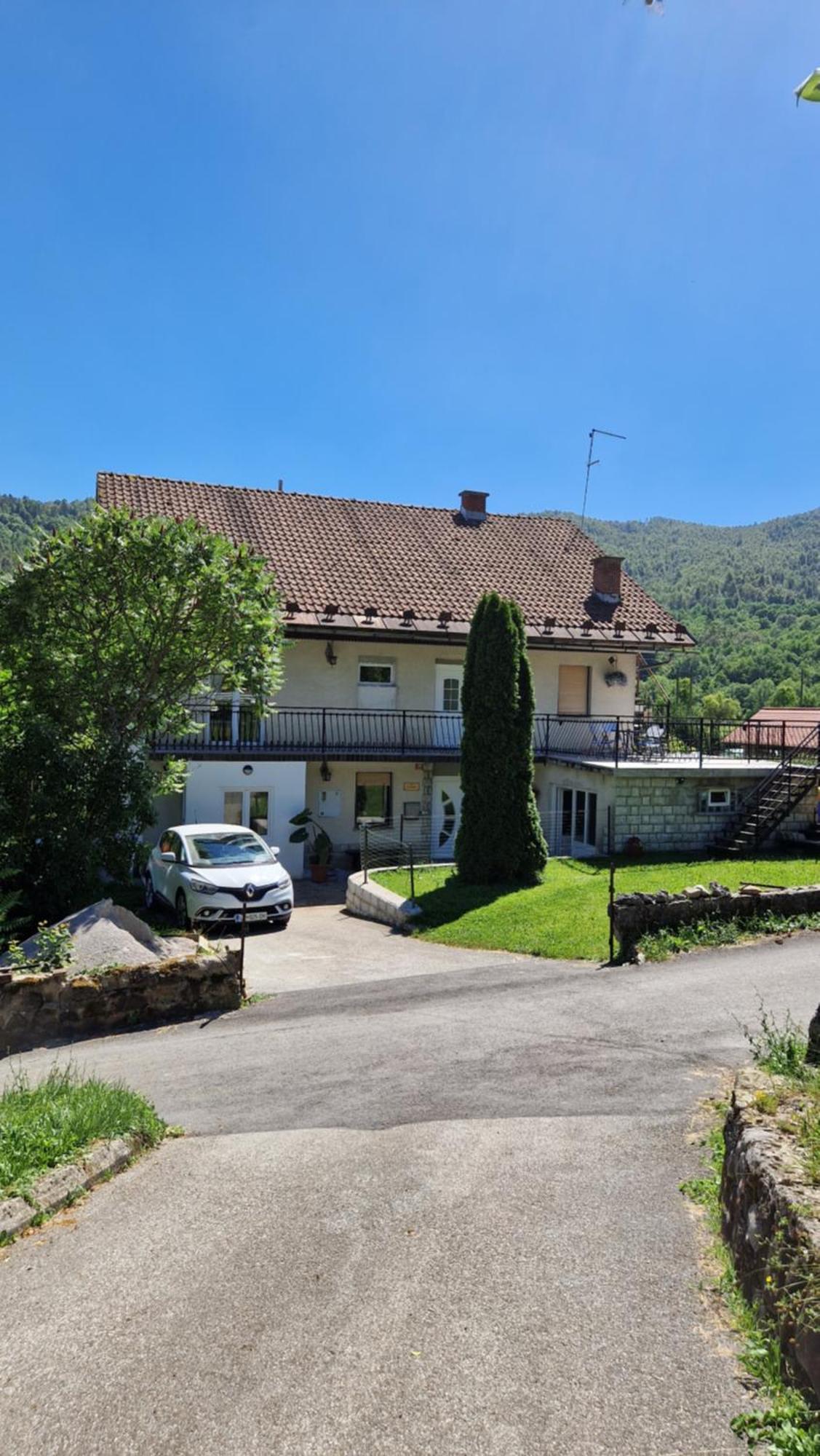 Apartma Ginga Osilnica Buitenkant foto